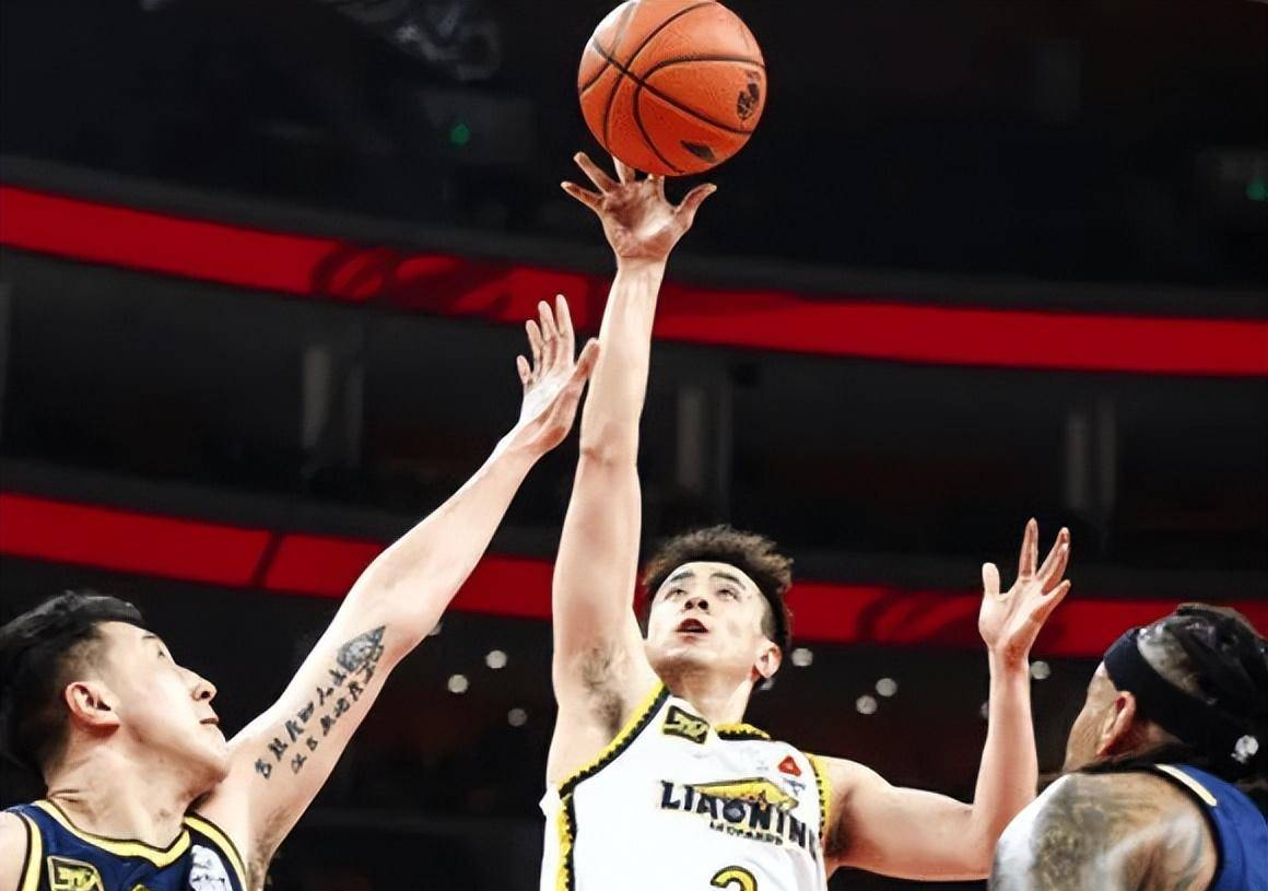 爱游戏在线登录-包含广东队抢下辽宁，雄风再现，豪取连胜的词条